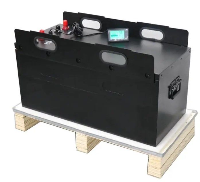 Kişiselleştirilmiş Derin Döngü Lityum İyon Pil Yüksek Güç 24V 48V 300Ah LiFePO4 Forklift Pil